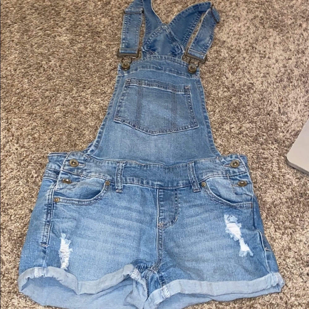 Super cute distressed overalls